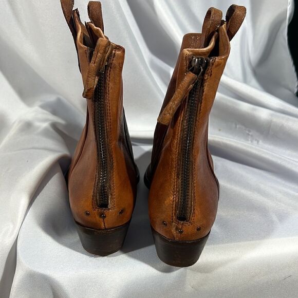 WE THE FREE WADE DISTRESSED ANKLE BOOTS IN WASHED CHESTNUT NEW SIZE 39.5 - Picture 6 of 10